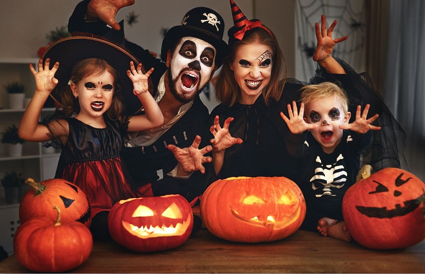 How to Throw a Spooktacular Halloween Party on a Budget